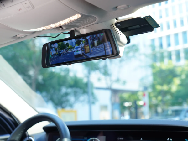 E3 Rearview Mirror Dashcam - Image 3
