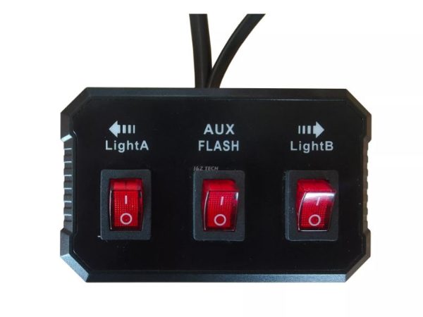 LED AMBER ARROW DIRECTION SYSTEM WITH IN-CABIN SWITCH - Image 3